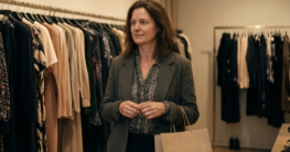Das Kleid im Schaufenster: Claras Abend der Selbstentdeckung